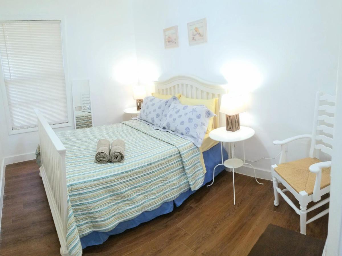 La Villa Azul - A Beachy Stay In マイアミ エクステリア 写真